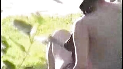 Busty MILF පෙම්වතා සැමියාගේ පිටුපසින් හොඳින් බැඳී සිටින බව සොයා ගනී