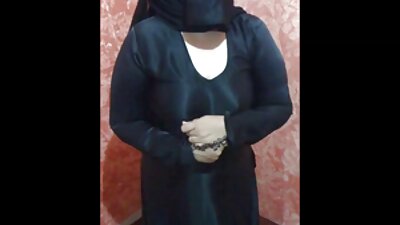 අපිරිසිදු බබා රෙමී රේන් ලොකු හාඩ් ඩික් එකක් පැදගෙන උරනවා