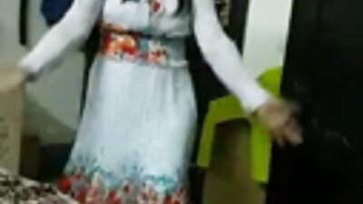 උද්දීපනය වූ බබා මේ මහත ජොන්සන්ට ඇගේ මුඛය භාවිතා කිරීමට ප්‍රිය කරයි