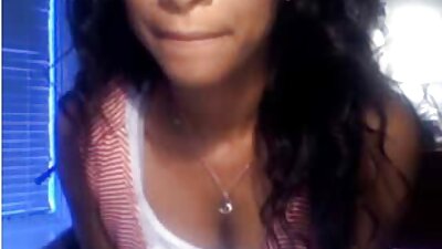 සරාගී කොල්ලයක් සහිත යොවුන් වියේ පසුවන බ්‍රනූට් ඇත්තටම අමාරුවේ වැටෙමින් තිබේ